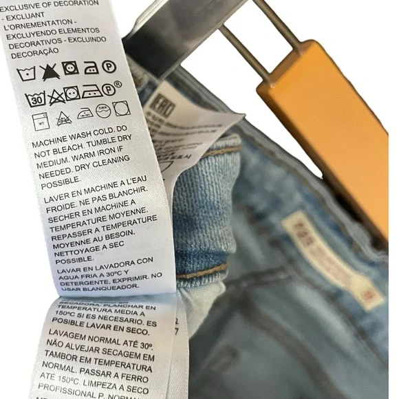 Levi’s 725 High Rise Bootcut Jeans Tribeca Light Wash Size 31 - Picture 14 of 16